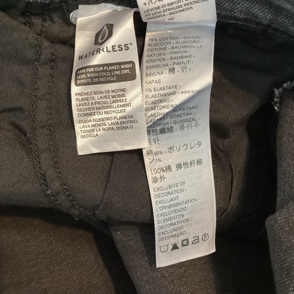 Levi's Wedgie Straight Crop Jeans Cut and Dry Size 20W - Picture 8 of 8